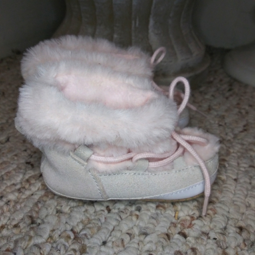 Baby Gap  "Sheer Pink" Tan Suede & Pink Faux Fur Sores Bootie